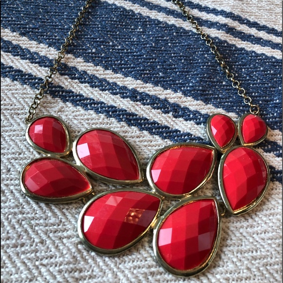 ❤️Statement Necklace ❤️ - Picture 1 of 2